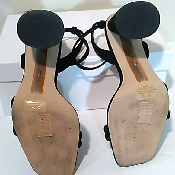 Sam Edelman KIA Leather Strappy Sandal with Block Heel. SEXY & COMFY! - Picture 8 of 11